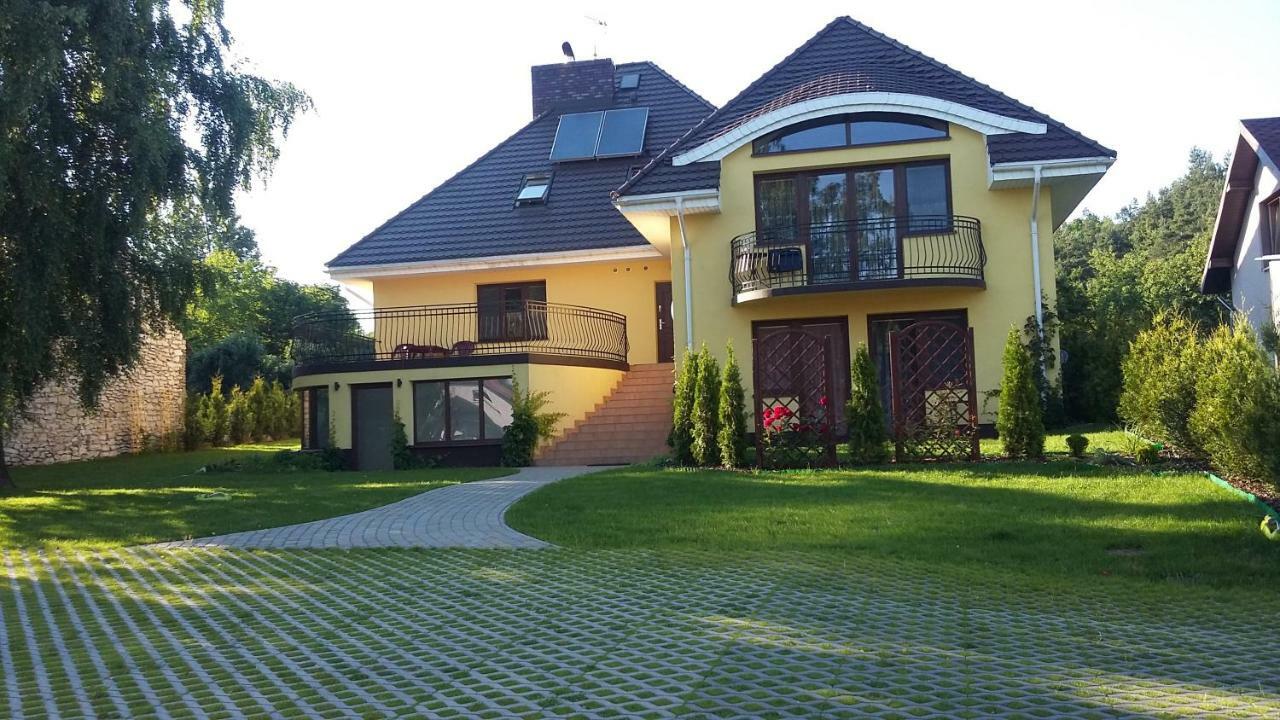 Villa Jura Pokoje Goscinne Zarki Buitenkant foto